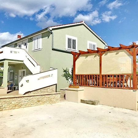 Apartmani Nina I Niko Уґлян Екстер'єр фото