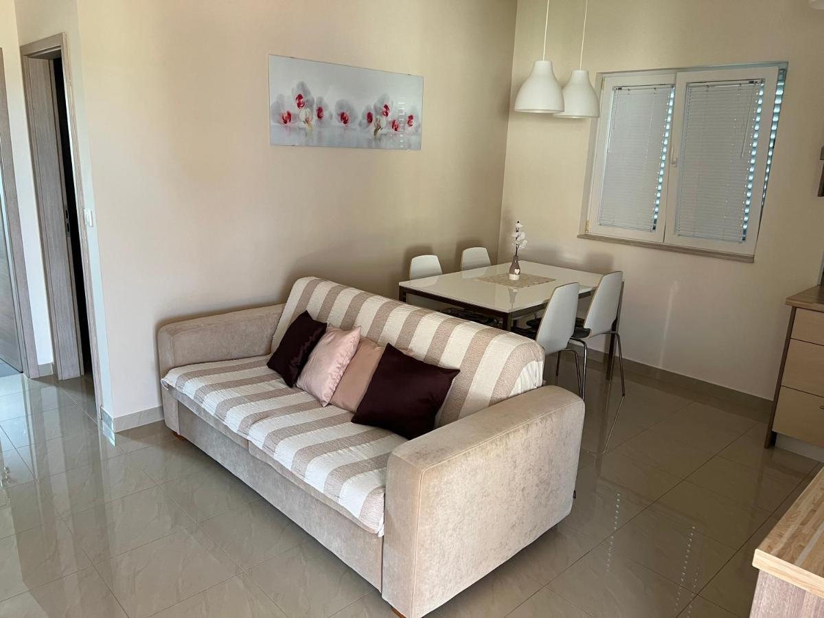 Apartmani Nina I Niko Уґлян Номер фото