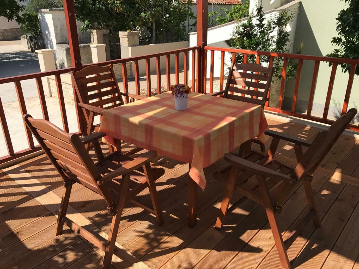 Apartmani Nina I Niko Уґлян Екстер'єр фото